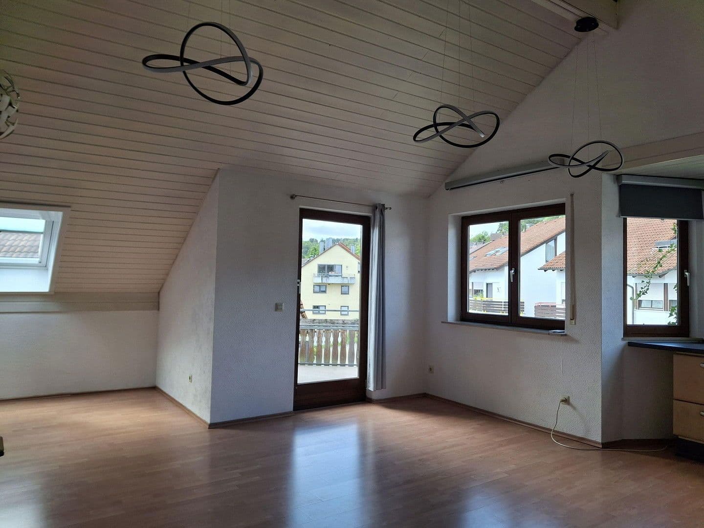 Pronájem bytu 2+1 65 m², Grafenau, Bádensko-Württembersko Pronájem bytu 2+1 65 m², Grafenau, Bádensko-Württembersko