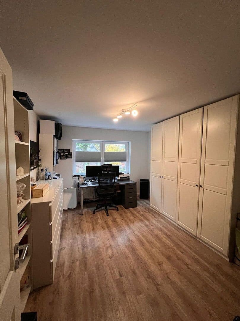 Pronájem domu 85 m², pozemek 650 m², Itzehoe, Šlesvicko-Holštýnsko Pronájem domu 85 m², pozemek 650 m², Itzehoe, Šlesvicko-Holštýnsko