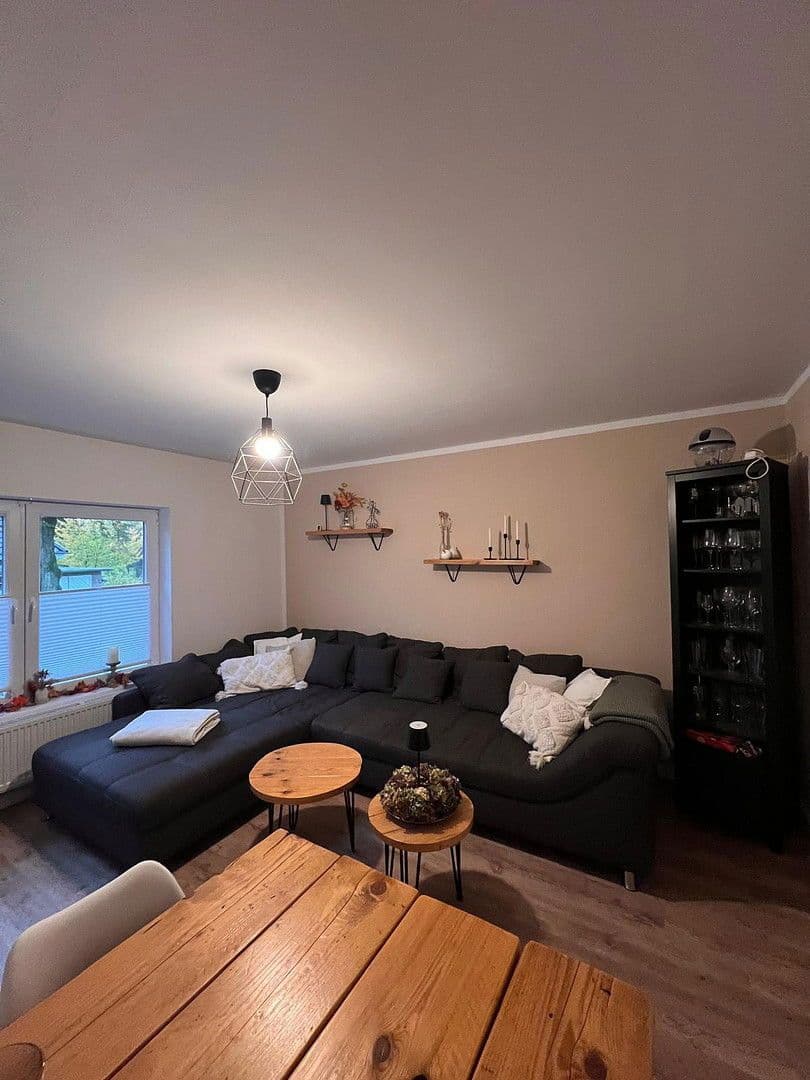 Pronájem domu 85 m², pozemek 650 m², Itzehoe, Šlesvicko-Holštýnsko Pronájem domu 85 m², pozemek 650 m², Itzehoe, Šlesvicko-Holštýnsko