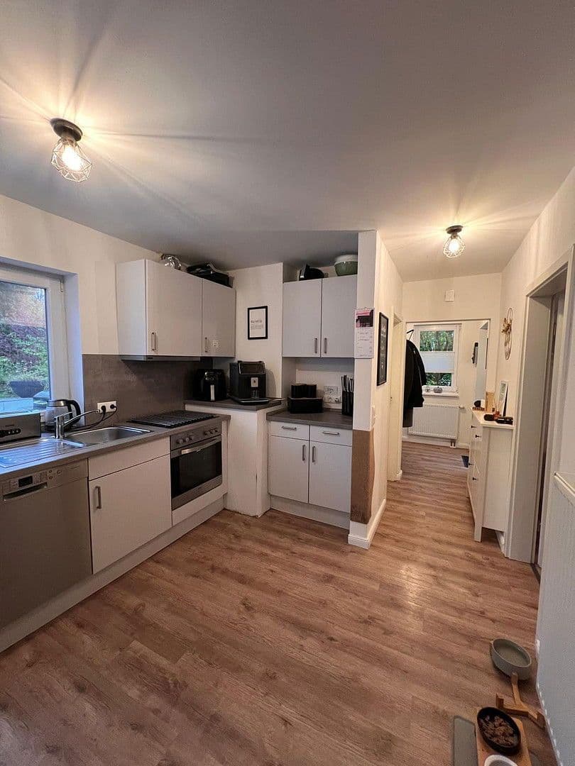 Pronájem domu 85 m², pozemek 650 m², Itzehoe, Šlesvicko-Holštýnsko Pronájem domu 85 m², pozemek 650 m², Itzehoe, Šlesvicko-Holštýnsko