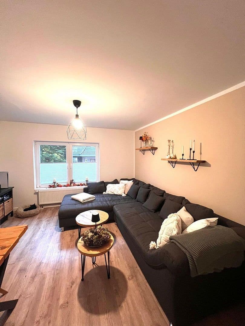 Pronájem domu 85 m², pozemek 650 m², Itzehoe, Šlesvicko-Holštýnsko Pronájem domu 85 m², pozemek 650 m², Itzehoe, Šlesvicko-Holštýnsko