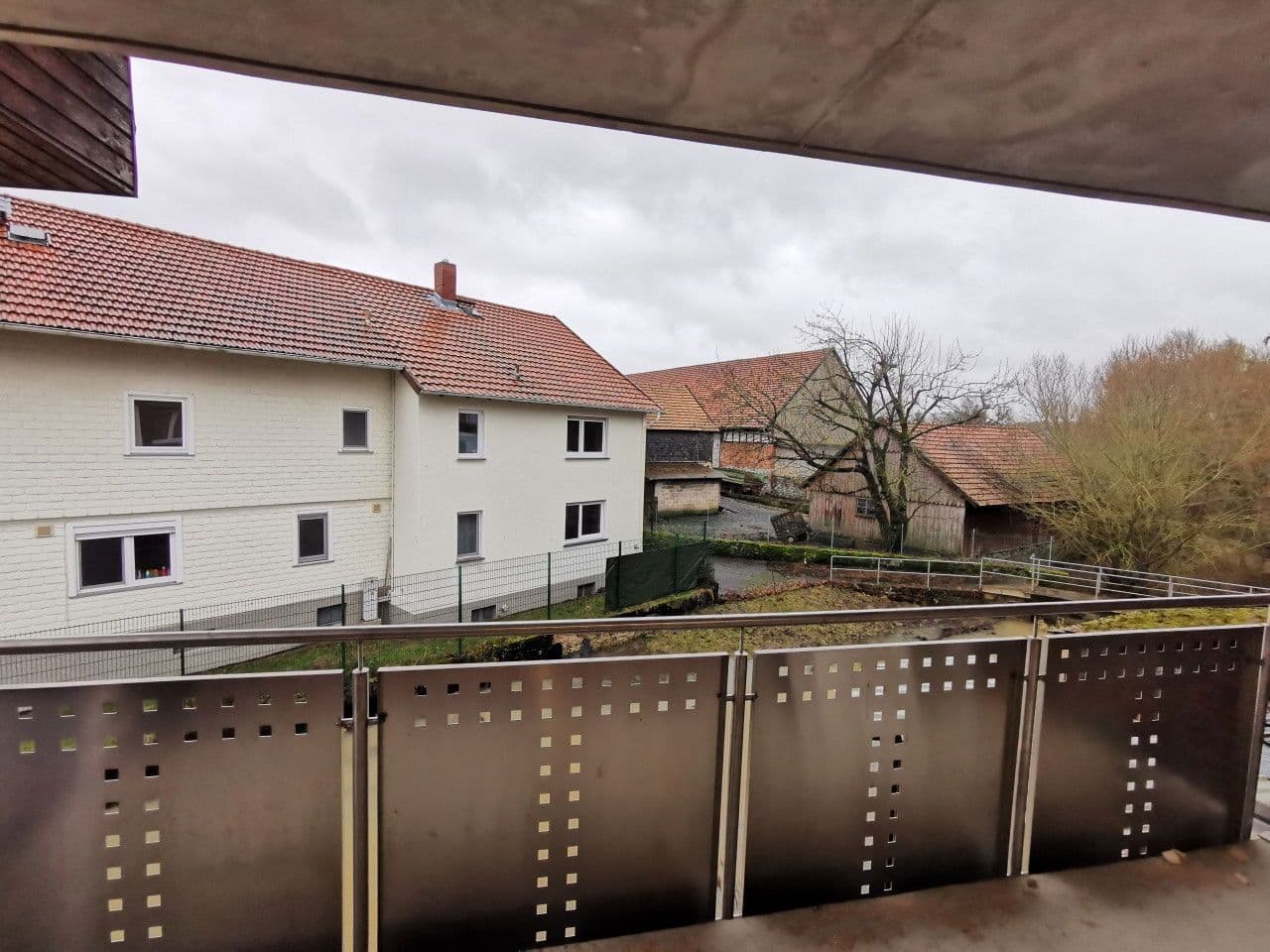 Pronájem bytu 3+1 90 m², Kirchstrasse 8, Schwalmtal, Hessen Pronájem bytu 3+1 90 m², Kirchstrasse 8, Schwalmtal, Hessen