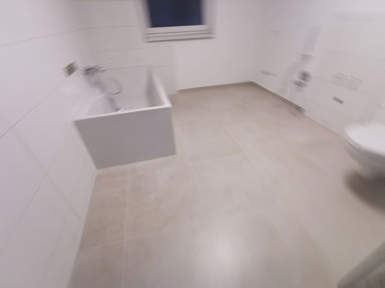 Pronájem bytu 3+1 90 m², Kirchstrasse 8, Schwalmtal, Hessen Pronájem bytu 3+1 90 m², Kirchstrasse 8, Schwalmtal, Hessen