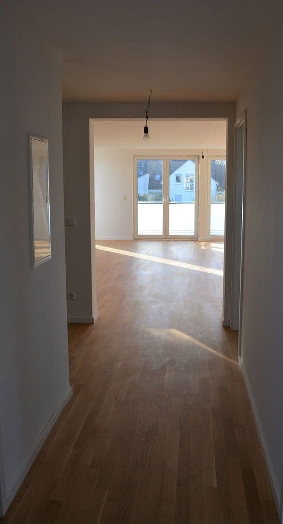 Pronájem bytu 4+1 160 m², Frankfurt, Hessen Pronájem bytu 4+1 160 m², Frankfurt, Hessen