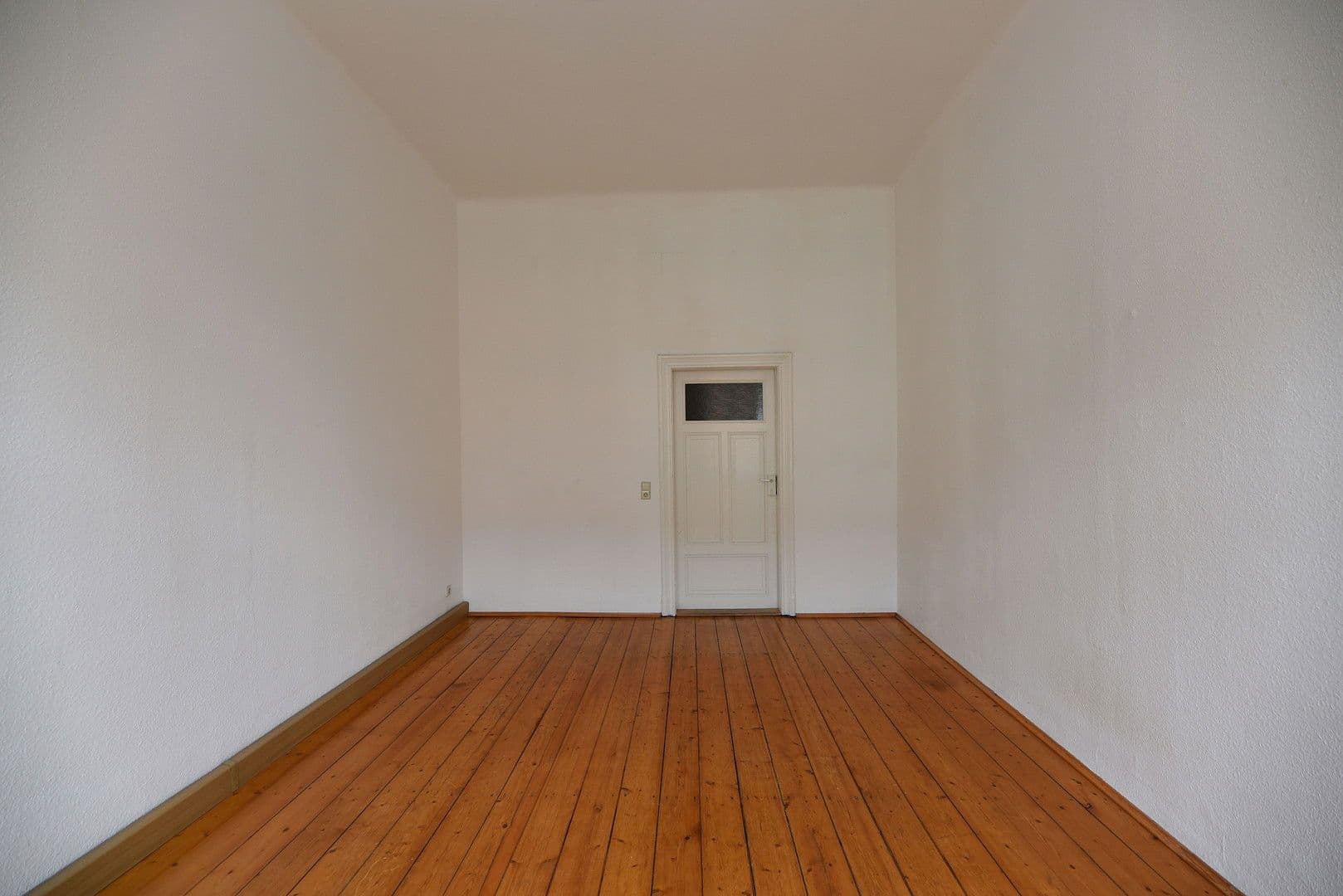 Pronájem bytu 2+1 72 m², Conradstraße 10, Dresden, Sasko Pronájem bytu 2+1 72 m², Conradstraße 10, Dresden, Sasko