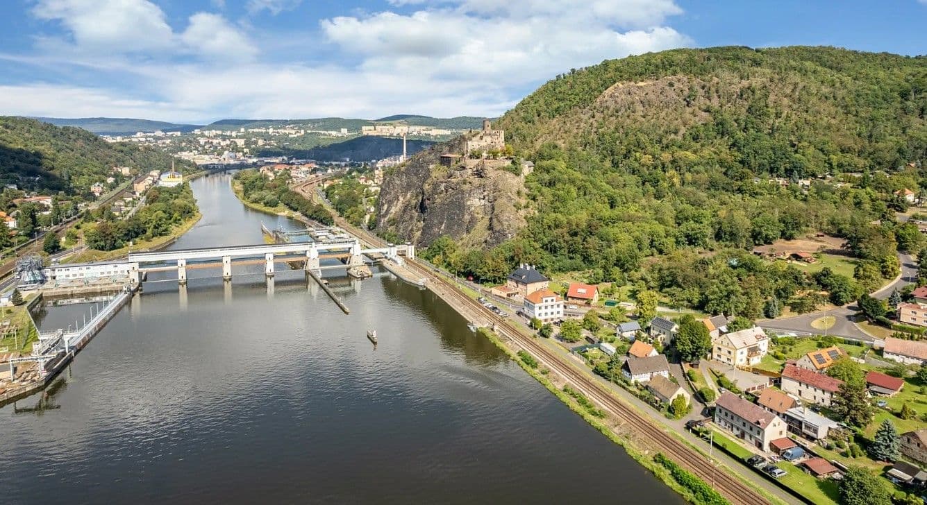 Pronájem bytu 2+1 71 m², Litoměřická, Ústí nad Labem, Ústecký kraj Pronájem bytu 2+1 71 m², Litoměřická, Ústí nad Labem, Ústecký kraj