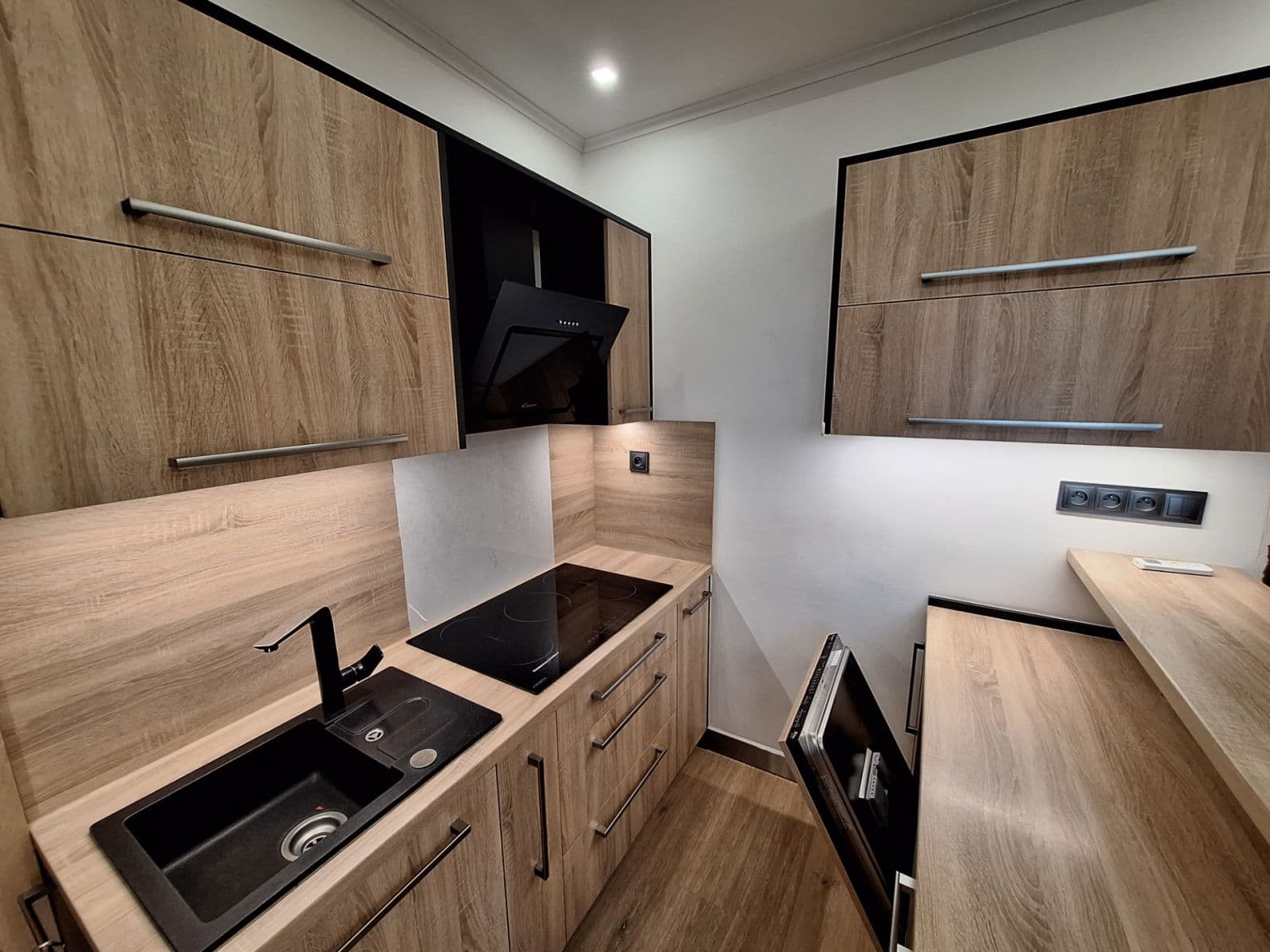 Pronájem bytu 2+1 71 m², Litoměřická, Ústí nad Labem, Ústecký kraj Pronájem bytu 2+1 71 m², Litoměřická, Ústí nad Labem, Ústecký kraj