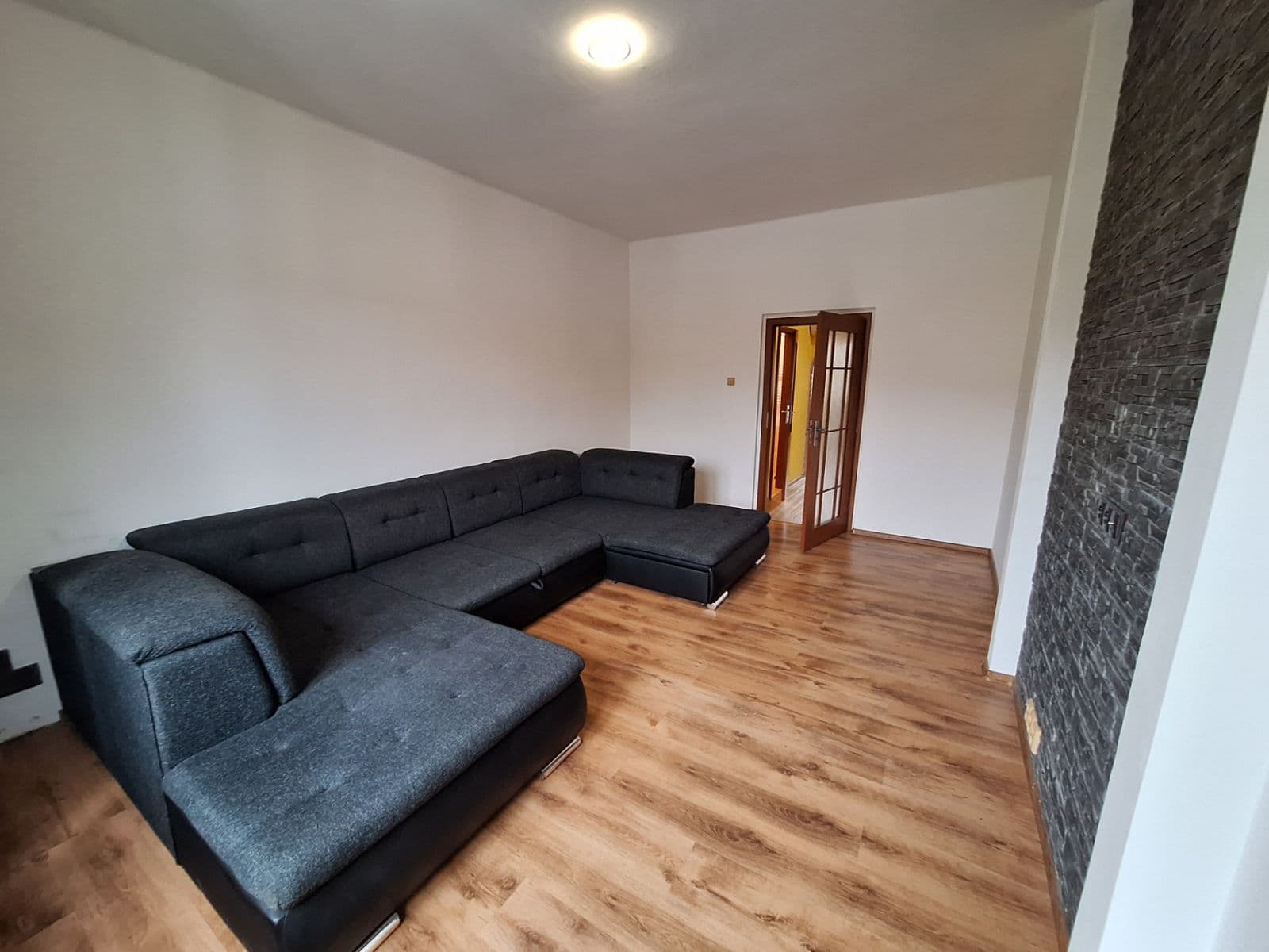 Pronájem bytu 2+1 71 m², Litoměřická, Ústí nad Labem, Ústecký kraj Pronájem bytu 2+1 71 m², Litoměřická, Ústí nad Labem, Ústecký kraj