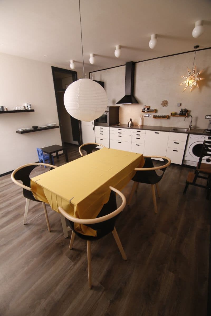 Pronájem bytu 3+1 136 m², Na Kazance, Praha, Praha Pronájem bytu 3+1 136 m², Na Kazance, Praha, Praha