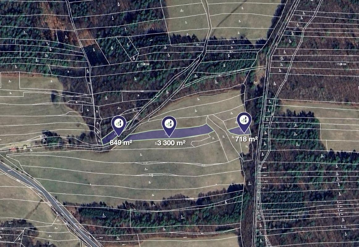 Prodej pozemku 32.380 m², Petrůvka, Zlínský kraj Prodej pozemku 32.380 m², Petrůvka, Zlínský kraj