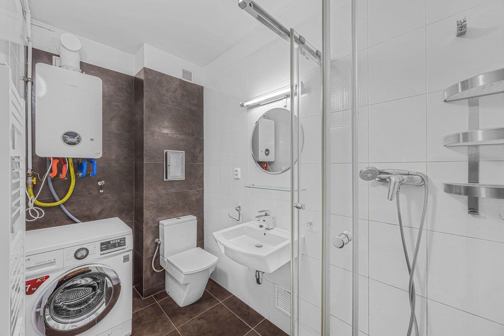 Pronájem bytu 2+kk 43 m², Grafická, Praha, Praha Pronájem bytu 2+kk 43 m², Grafická, Praha, Praha