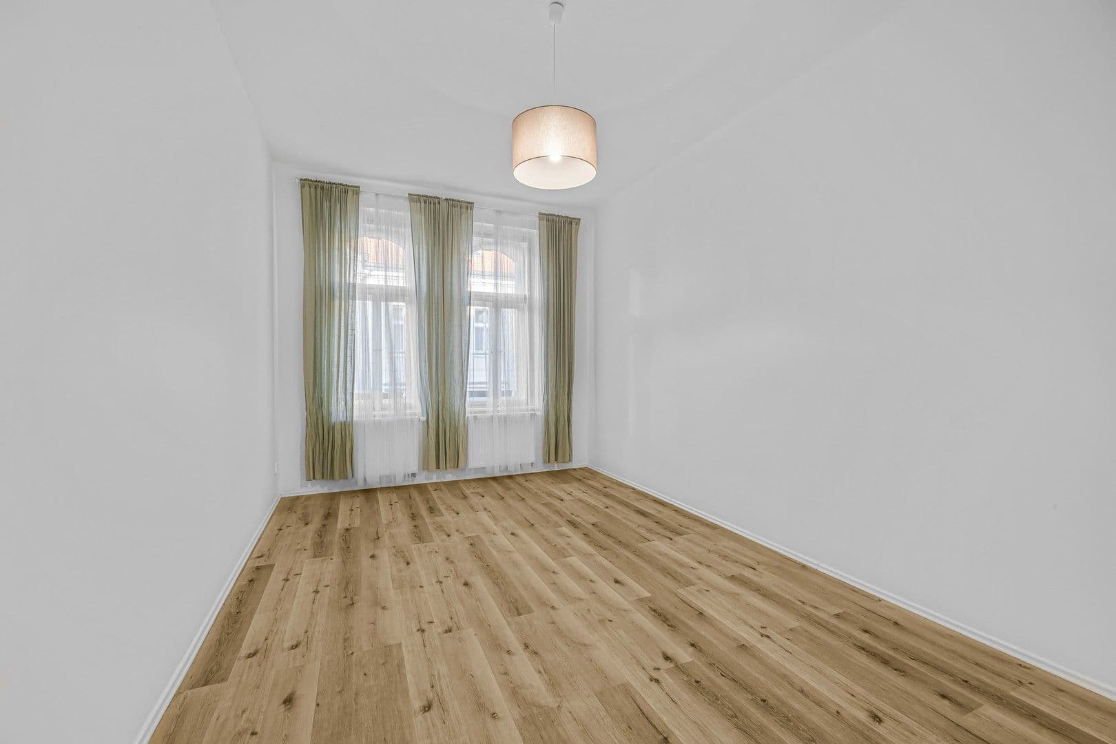 Pronájem bytu 2+kk 43 m², Grafická, Praha, Praha Pronájem bytu 2+kk 43 m², Grafická, Praha, Praha