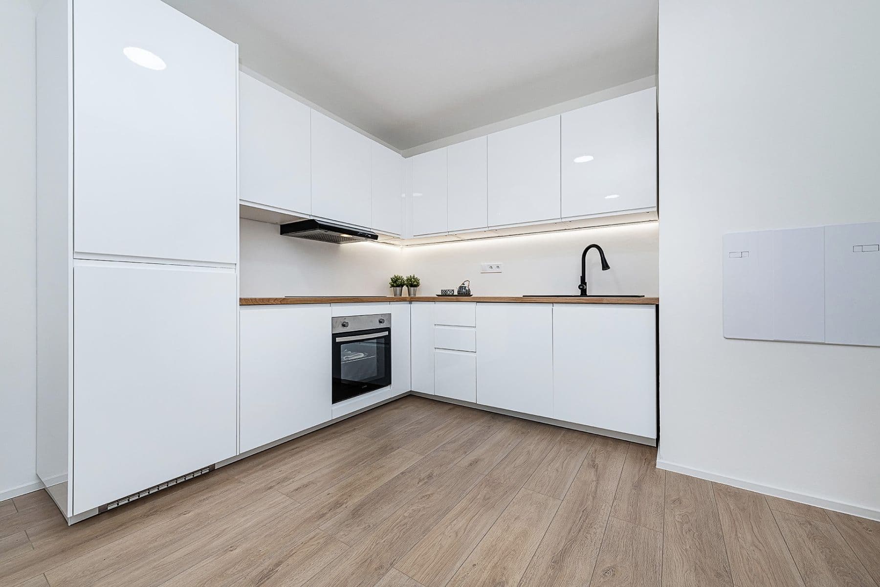 Prodej bytu 3+kk 69 m², Lublinská, Praha, Praha Prodej bytu 3+kk 69 m², Lublinská, Praha, Praha