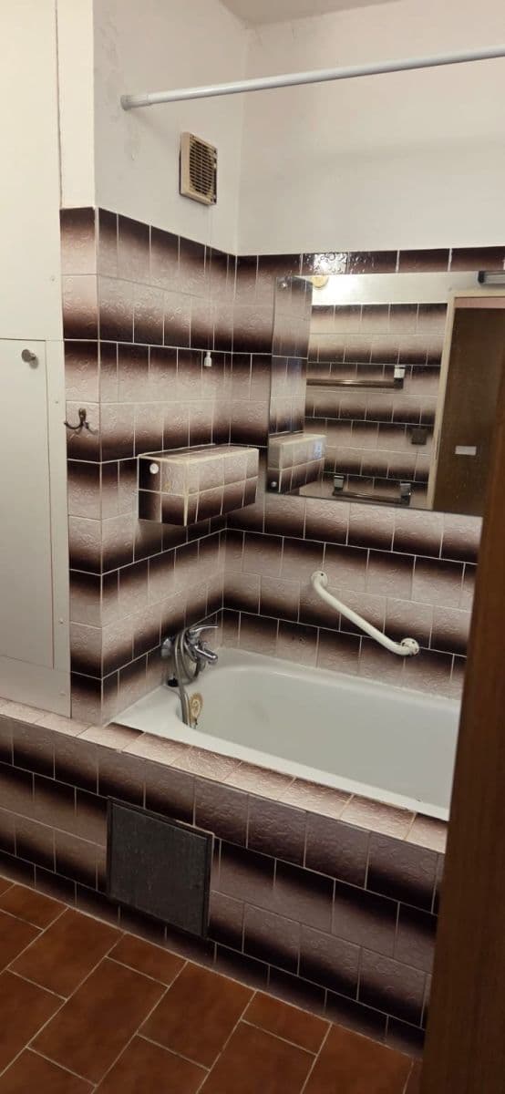 Prodej bytu 3+kk 72 m², Kukelská, Praha, Praha Prodej bytu 3+kk 72 m², Kukelská, Praha, Praha