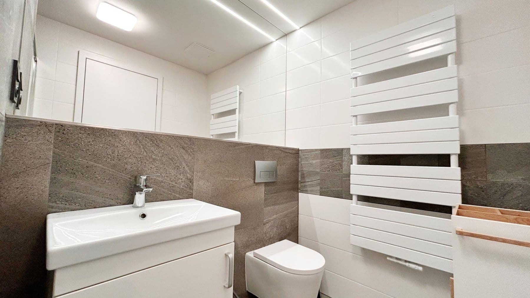 Pronájem bytu 1+kk 29 m², Pakoměřická, Praha, Praha Pronájem bytu 1+kk 29 m², Pakoměřická, Praha, Praha