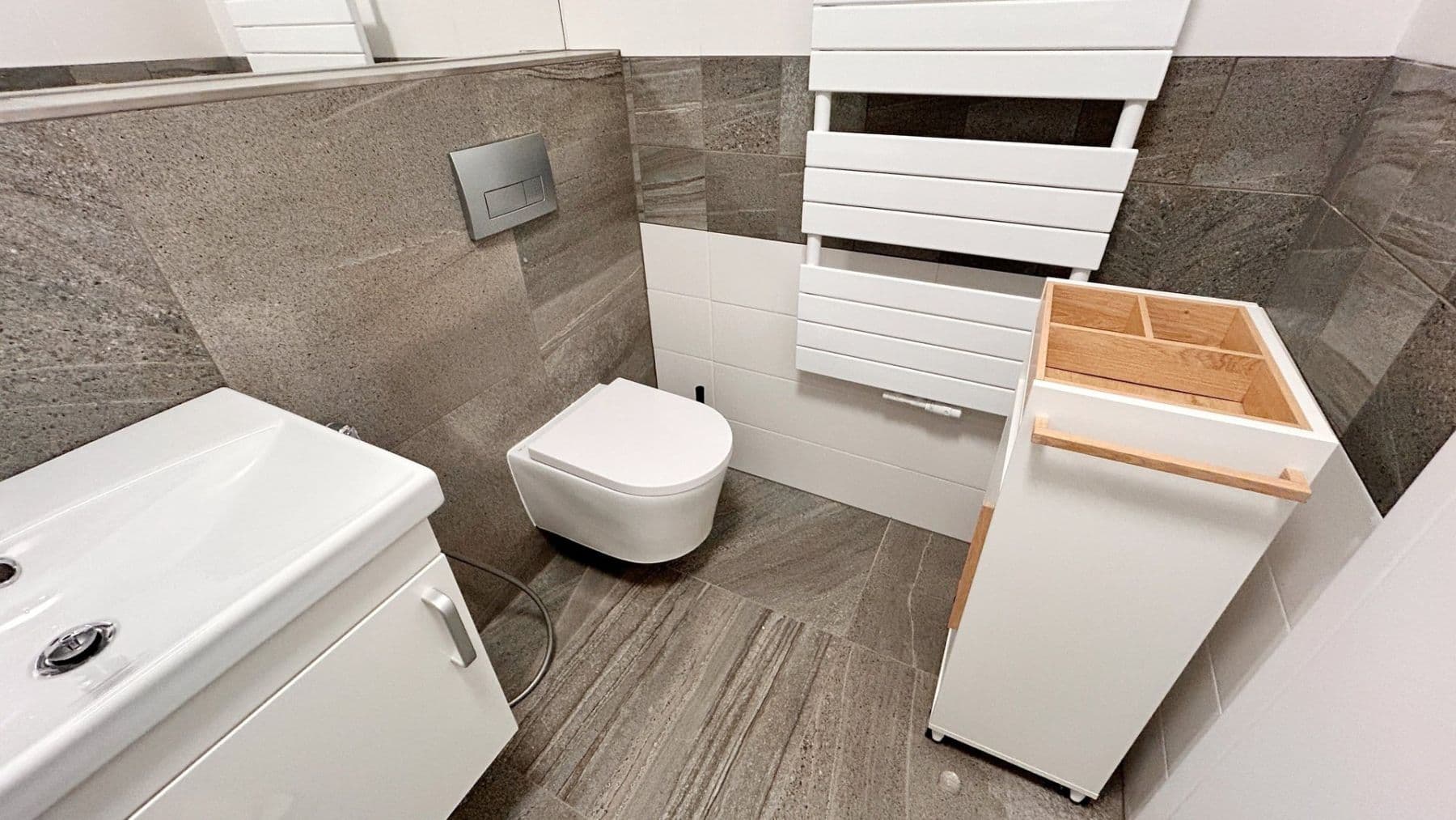 Pronájem bytu 1+kk 29 m², Pakoměřická, Praha, Praha Pronájem bytu 1+kk 29 m², Pakoměřická, Praha, Praha