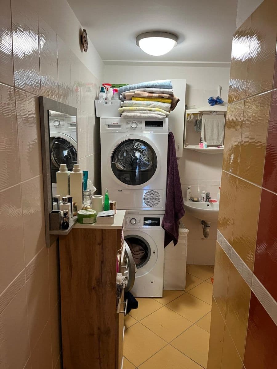 Prodej bytu 3+kk 301 m², Zámecký vrch, Karlovy Vary, Karlovarský kraj Prodej bytu 3+kk 301 m², Zámecký vrch, Karlovy Vary, Karlovarský kraj