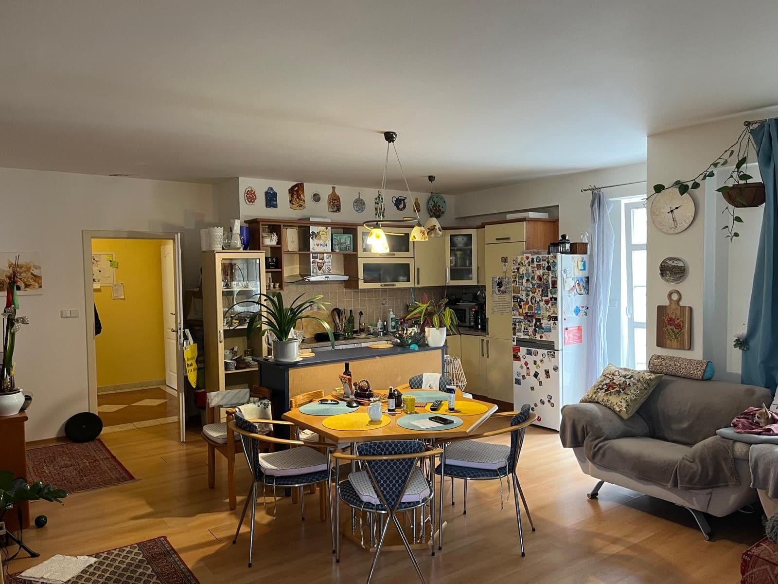 Prodej bytu 3+kk 301 m², Zámecký vrch, Karlovy Vary, Karlovarský kraj Prodej bytu 3+kk 301 m², Zámecký vrch, Karlovy Vary, Karlovarský kraj