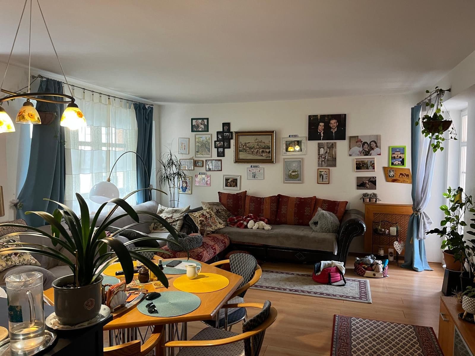 Prodej bytu 3+kk 301 m², Zámecký vrch, Karlovy Vary, Karlovarský kraj Prodej bytu 3+kk 301 m², Zámecký vrch, Karlovy Vary, Karlovarský kraj