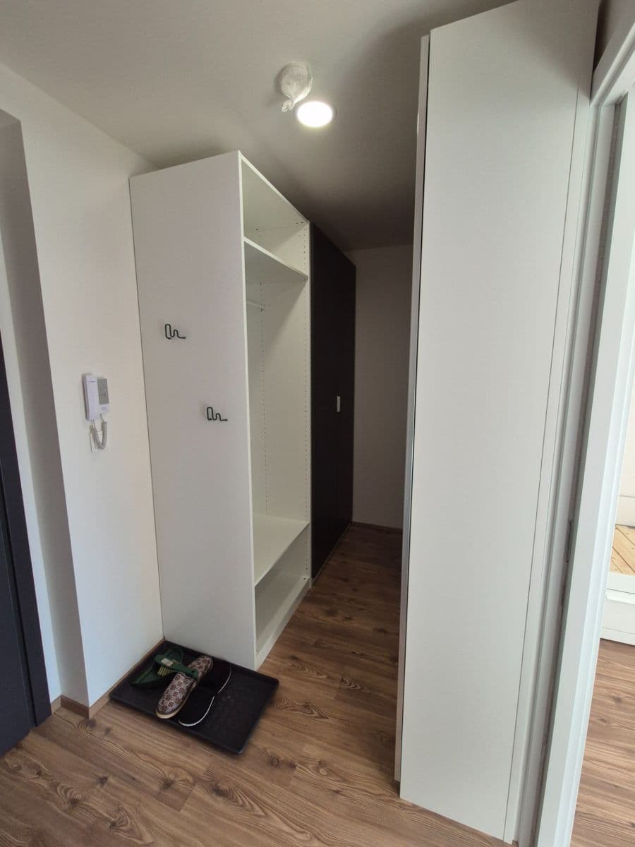 Pronájem bytu 1+kk 32 m², Pšeničná, Hořovice, Středočeský kraj Pronájem bytu 1+kk 32 m², Pšeničná, Hořovice, Středočeský kraj