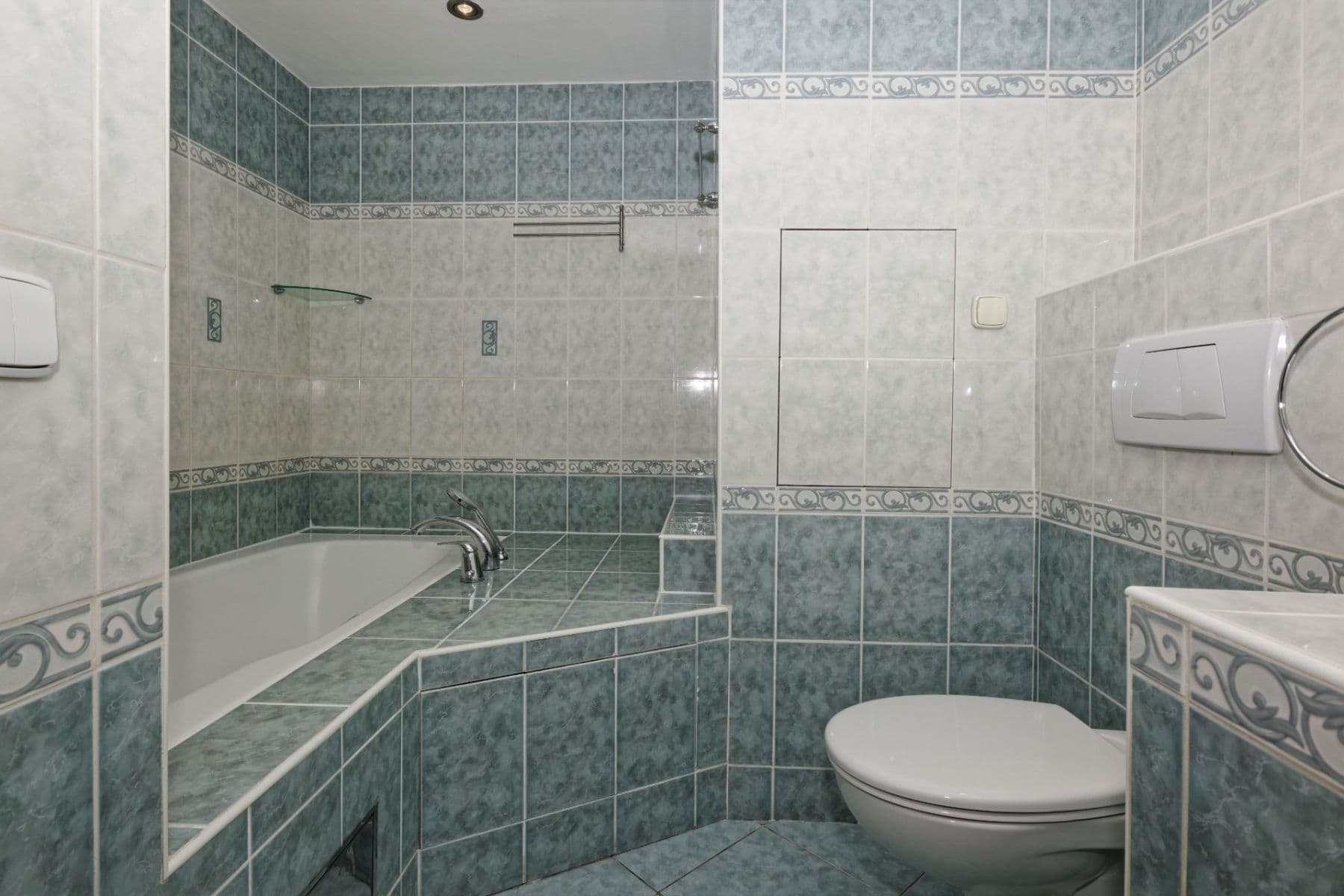 Pronájem bytu 3+1 67 m², K Lipám, Praha, Praha Pronájem bytu 3+1 67 m², K Lipám, Praha, Praha