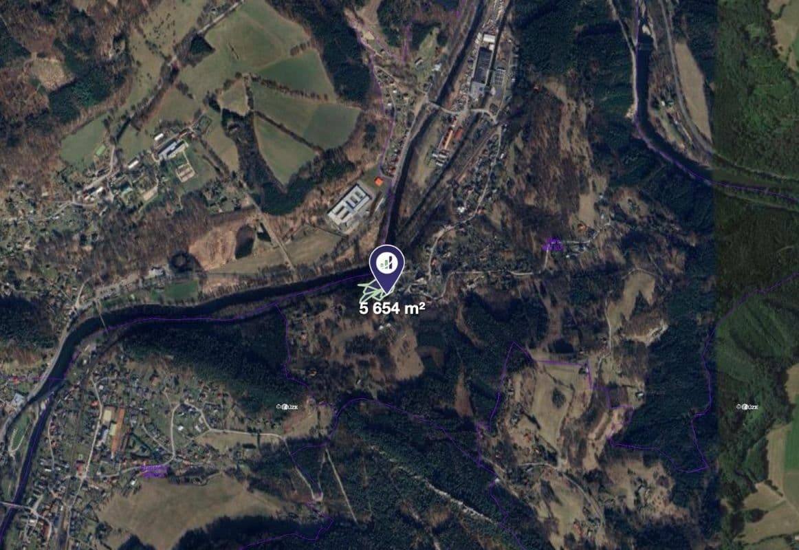 Prodej pozemku 5.654 m², Líšný, Liberecký kraj Prodej pozemku 5.654 m², Líšný, Liberecký kraj