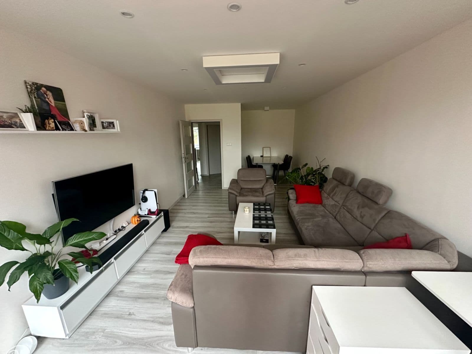 Pronájem bytu 2+1 70 m², Národní, Liberec, Liberecký kraj Pronájem bytu 2+1 70 m², Národní, Liberec, Liberecký kraj