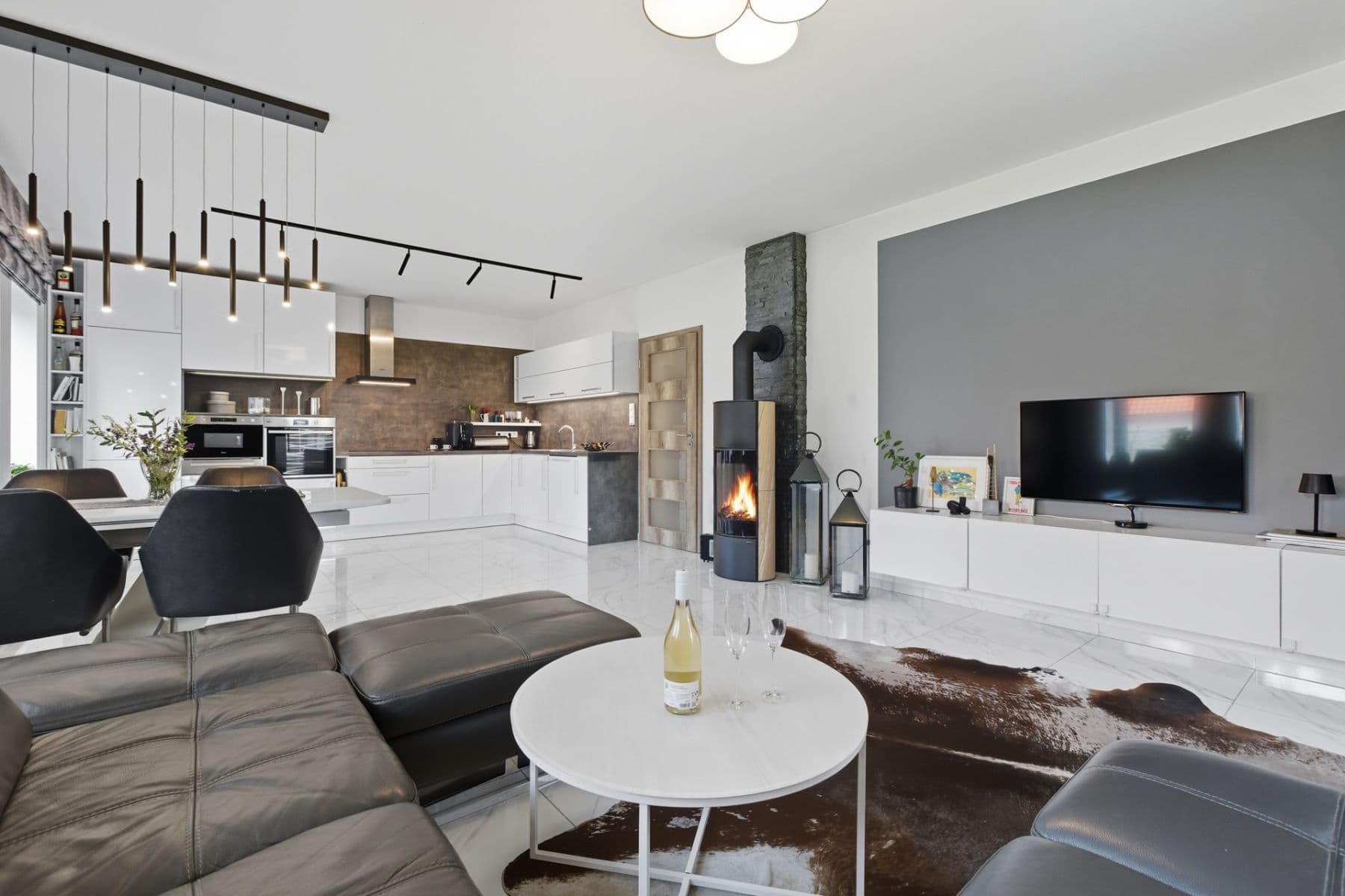 Prodej domu 160 m², pozemek 570 m², Jana Čermáka, Přišimasy, Středočeský kraj Prodej domu 160 m², pozemek 570 m², Jana Čermáka, Přišimasy, Středočeský kraj