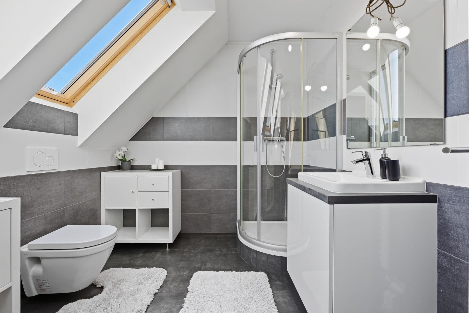 Prodej domu 160 m², pozemek 570 m², Jana Čermáka, Přišimasy, Středočeský kraj Prodej domu 160 m², pozemek 570 m², Jana Čermáka, Přišimasy, Středočeský kraj