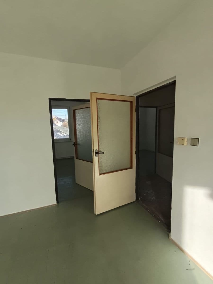 Prodej bytu 3+1 73 m², Štoky, Kraj Vysočina Prodej bytu 3+1 73 m², Štoky, Kraj Vysočina