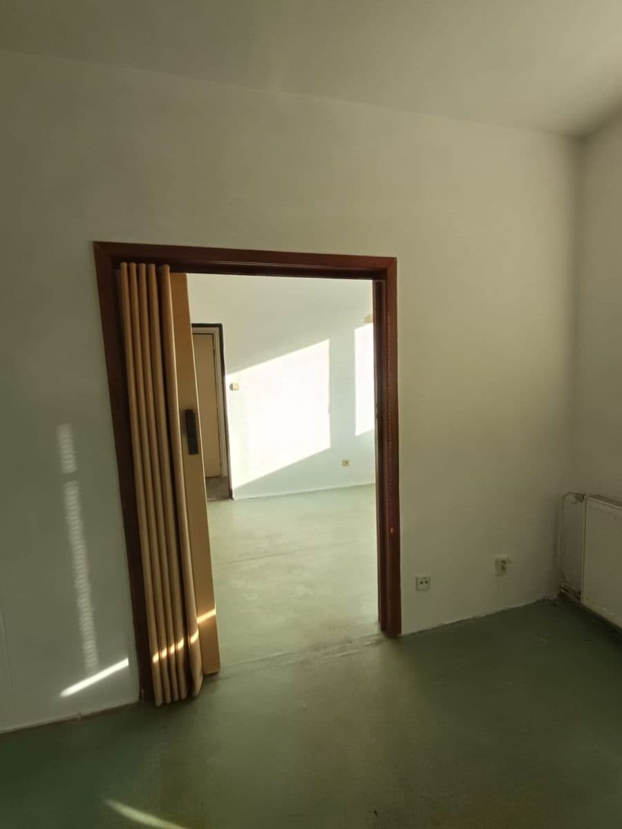 Prodej bytu 3+1 73 m², Štoky, Kraj Vysočina Prodej bytu 3+1 73 m², Štoky, Kraj Vysočina