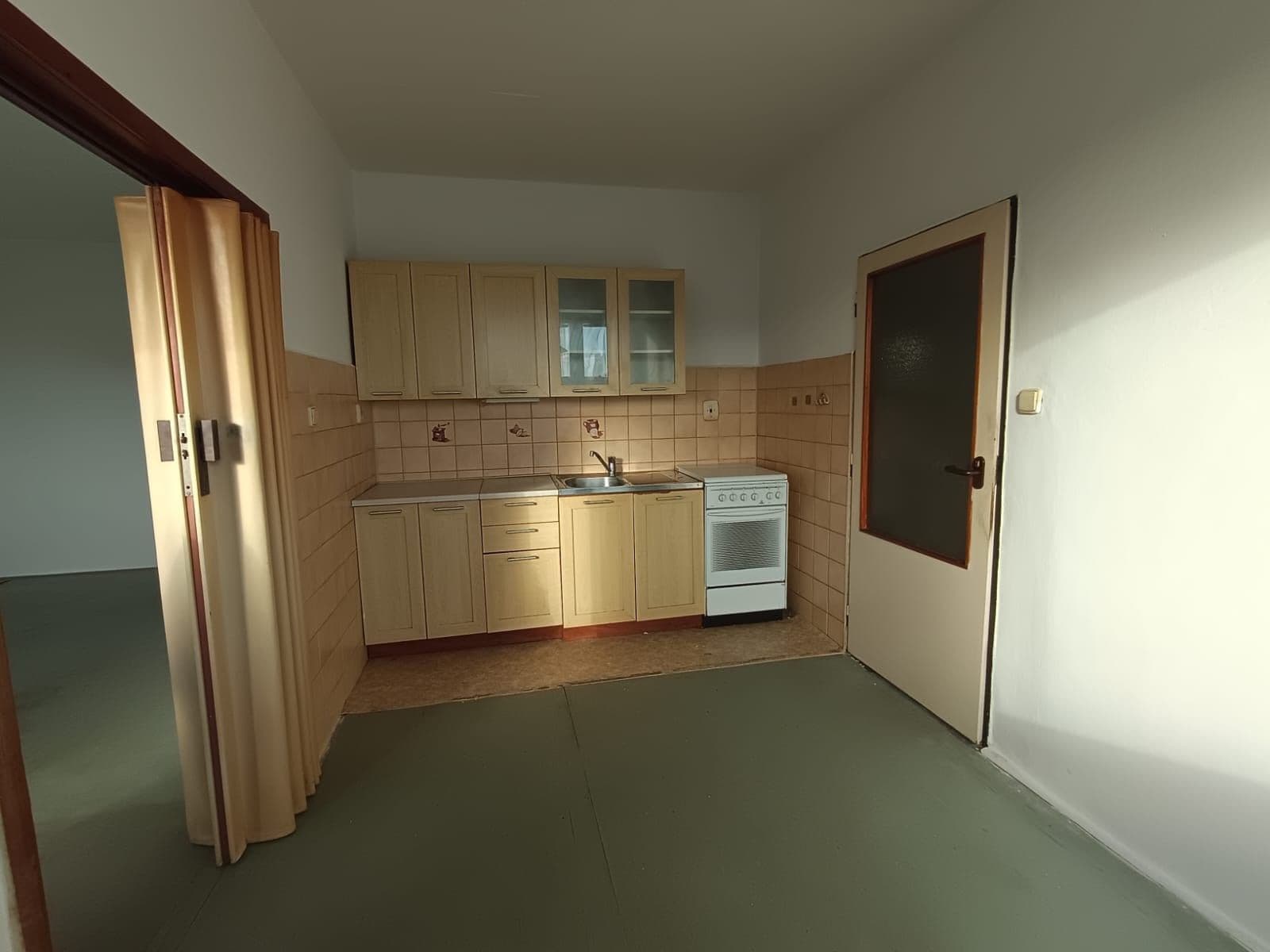 Prodej bytu 3+1 73 m², Štoky, Kraj Vysočina Prodej bytu 3+1 73 m², Štoky, Kraj Vysočina