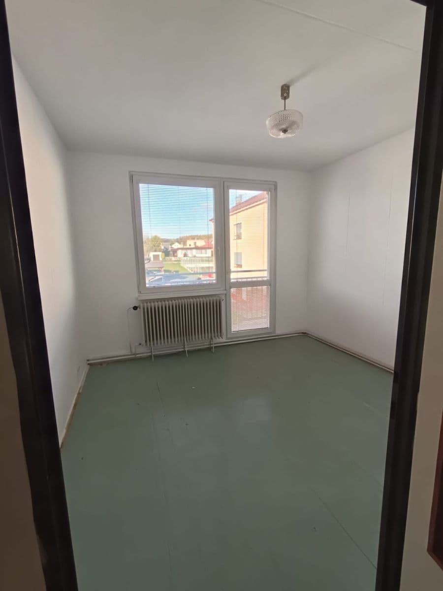 Prodej bytu 3+1 73 m², Štoky, Kraj Vysočina Prodej bytu 3+1 73 m², Štoky, Kraj Vysočina