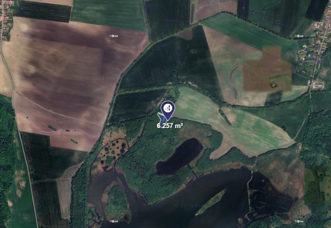 Prodej pozemku 5.214 m², Lázně Bohdaneč, Pardubický kraj Prodej pozemku 5.214 m², Lázně Bohdaneč, Pardubický kraj