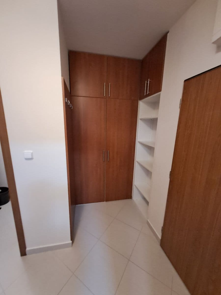 Pronájem bytu 2+kk 55 m², Honzíkova, Praha, Praha Pronájem bytu 2+kk 55 m², Honzíkova, Praha, Praha