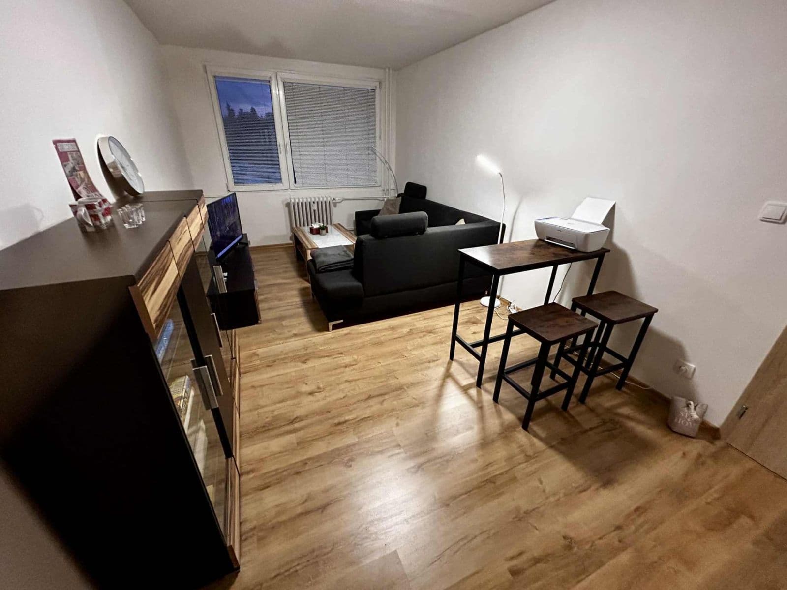 Pronájem bytu 2+1 59 m², Slovany, Mělník, Středočeský kraj Pronájem bytu 2+1 59 m², Slovany, Mělník, Středočeský kraj