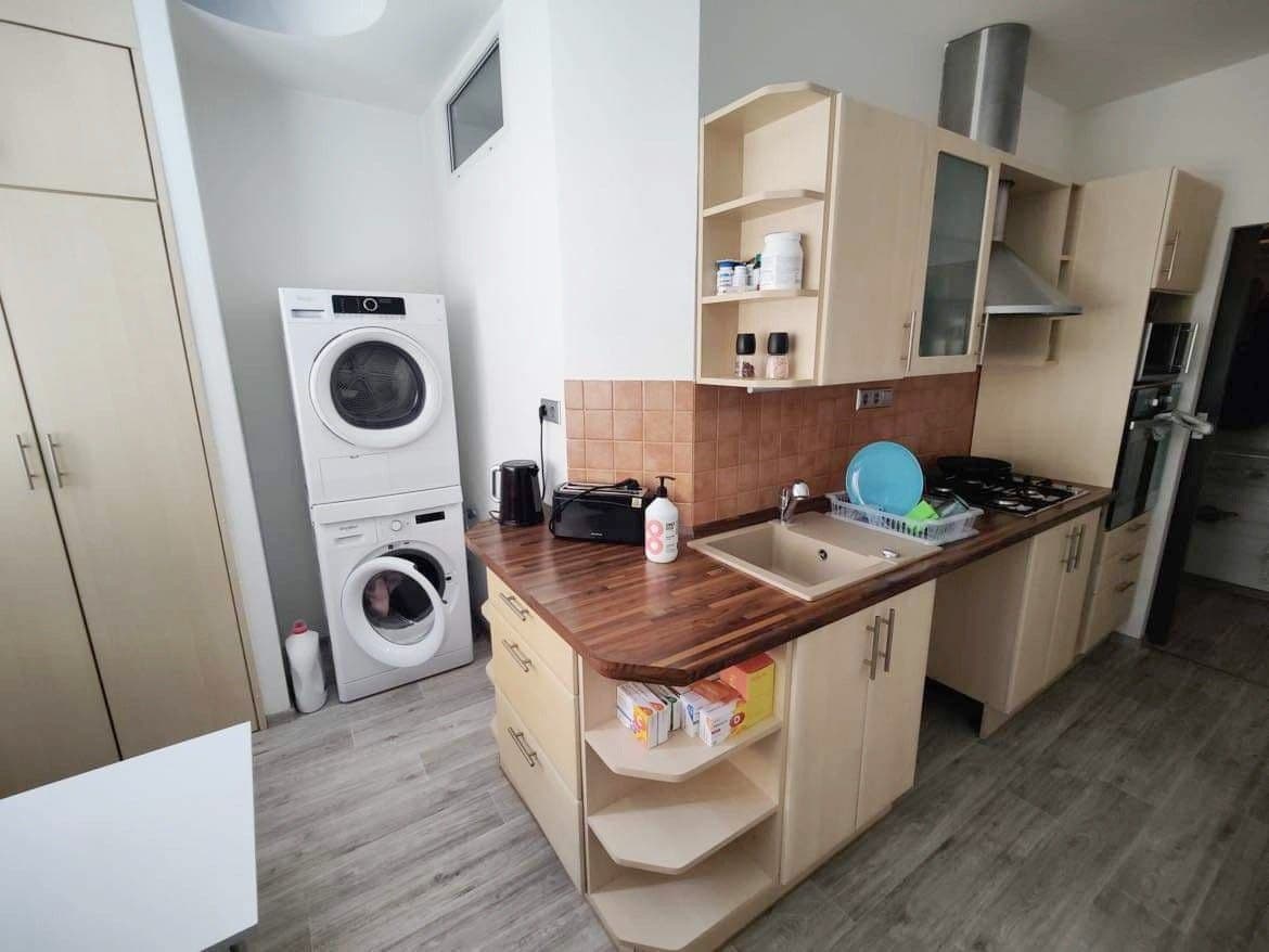 Pronájem bytu 3+1 66 m², Schweitzerova, Olomouc, Olomoucký kraj Pronájem bytu 3+1 66 m², Schweitzerova, Olomouc, Olomoucký kraj