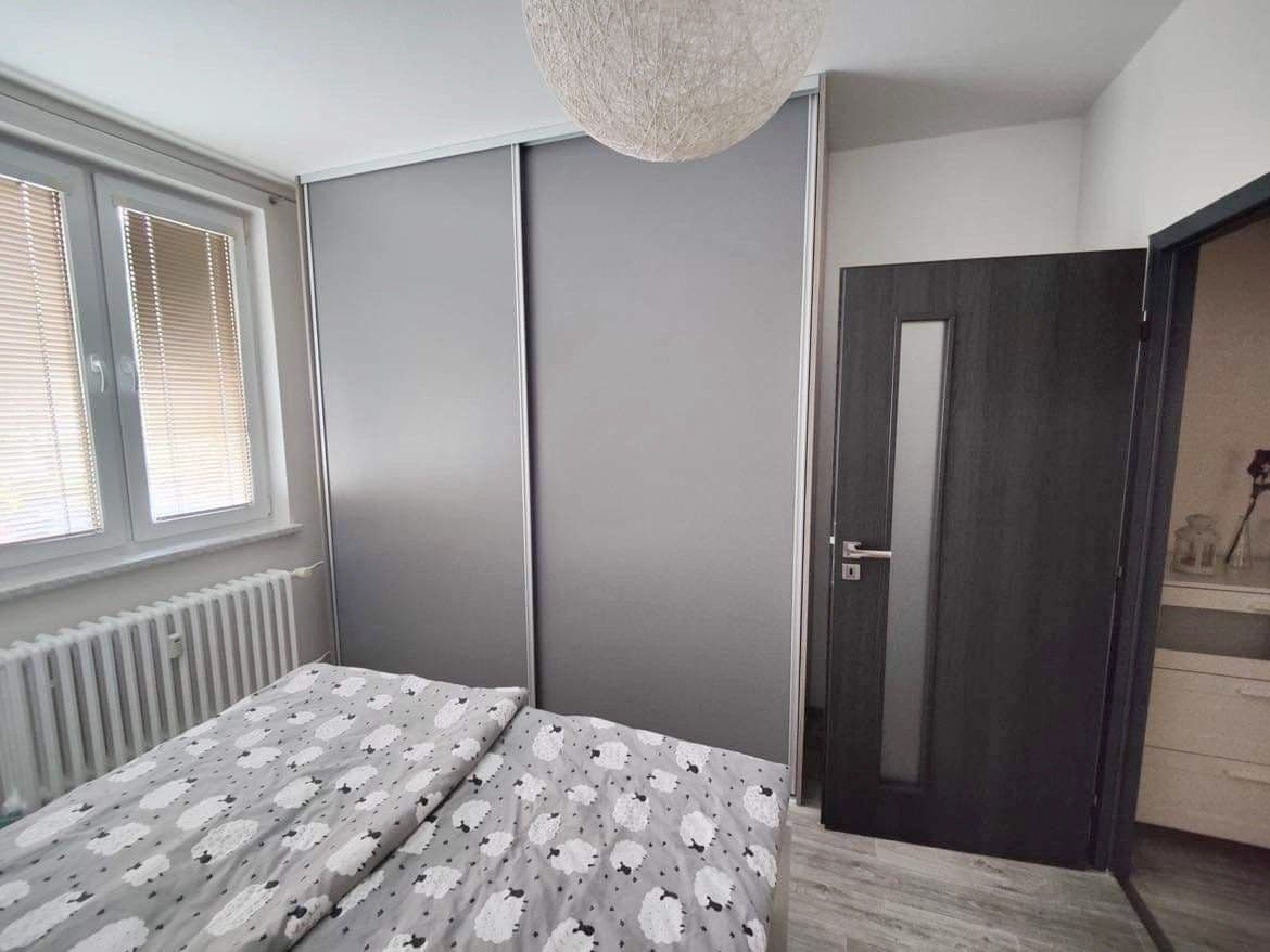 Pronájem bytu 3+1 66 m², Schweitzerova, Olomouc, Olomoucký kraj Pronájem bytu 3+1 66 m², Schweitzerova, Olomouc, Olomoucký kraj