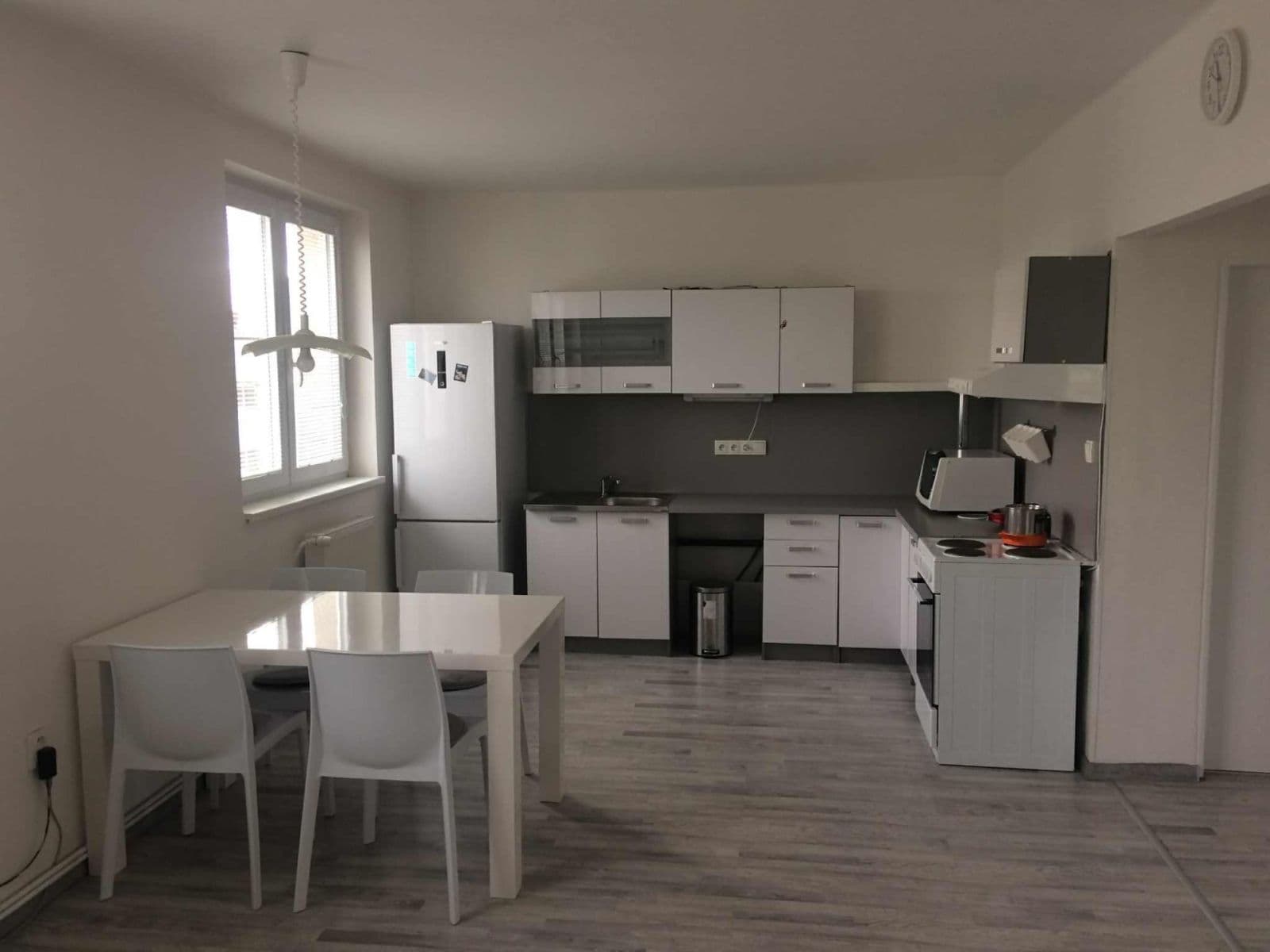 Pronájem bytu 3+kk 78 m², V Horkách, Pečky, Středočeský kraj Pronájem bytu 3+kk 78 m², V Horkách, Pečky, Středočeský kraj