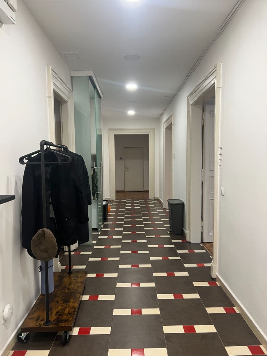 Pronájem kanceláře 23 m², Letenské náměstí, Praha, Praha Pronájem kanceláře 23 m², Letenské náměstí, Praha, Praha