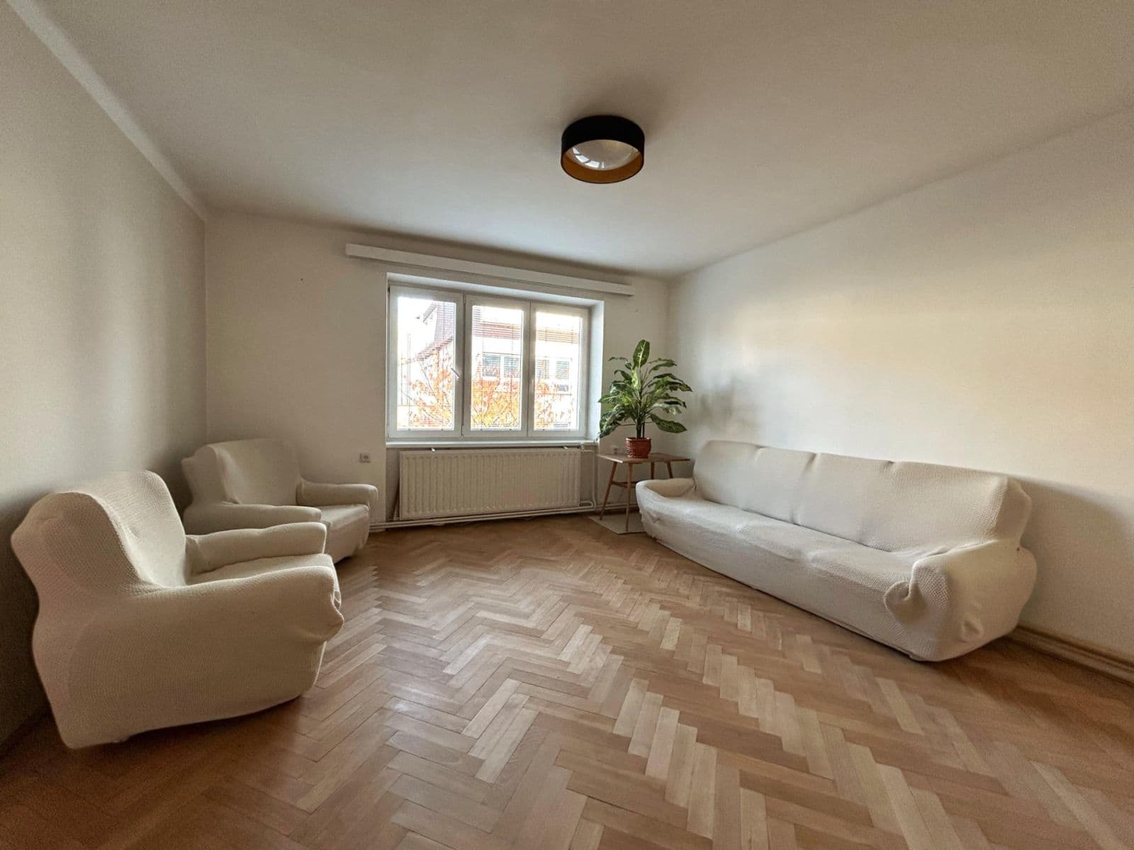 Pronájem bytu 2+1 56 m², 9. května, Litomyšl, Pardubický kraj Pronájem bytu 2+1 56 m², 9. května, Litomyšl, Pardubický kraj