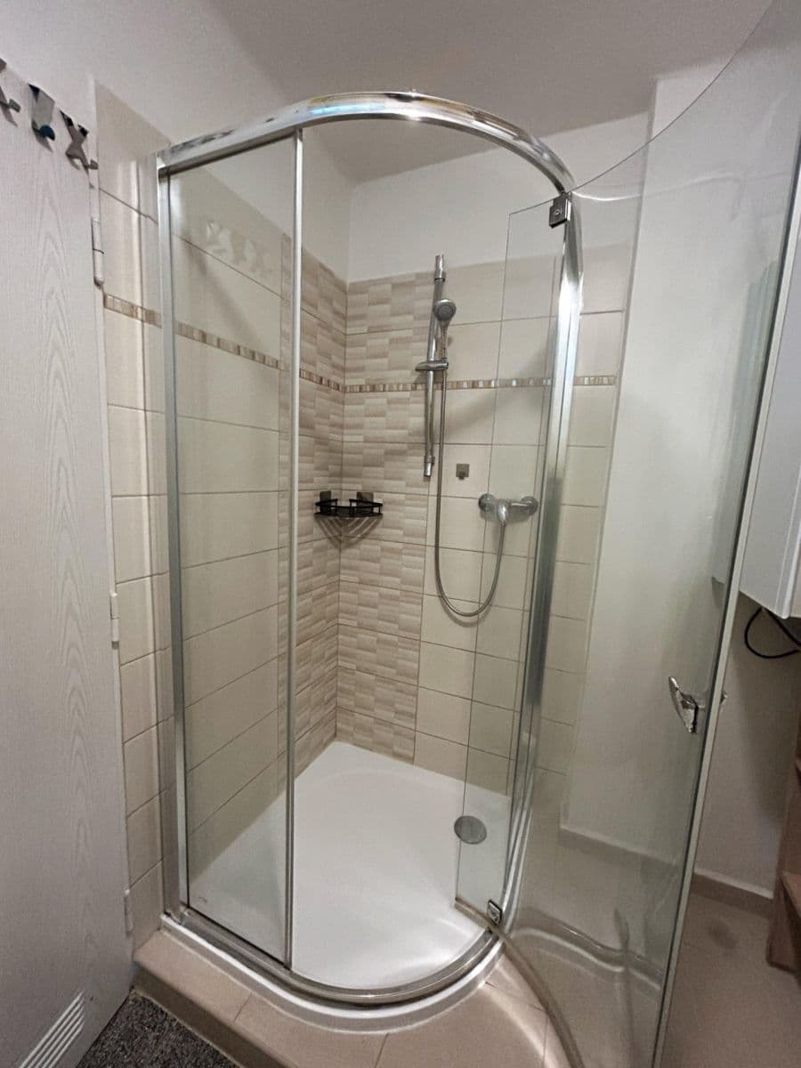 Pronájem bytu 2+1 56 m², 9. května, Litomyšl, Pardubický kraj Pronájem bytu 2+1 56 m², 9. května, Litomyšl, Pardubický kraj