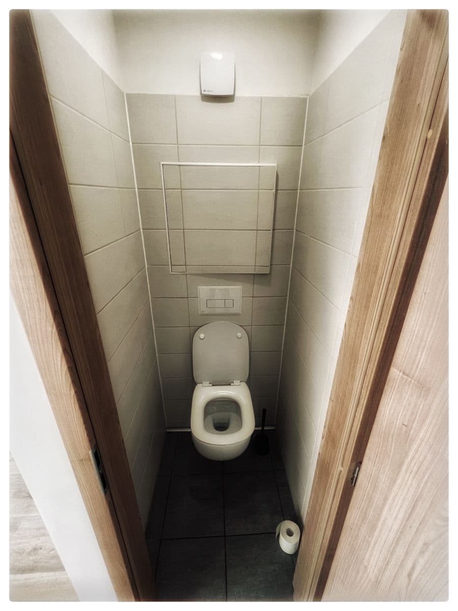 Prodej bytu 4+1 104 m², Smikova, Praha, Praha Prodej bytu 4+1 104 m², Smikova, Praha, Praha