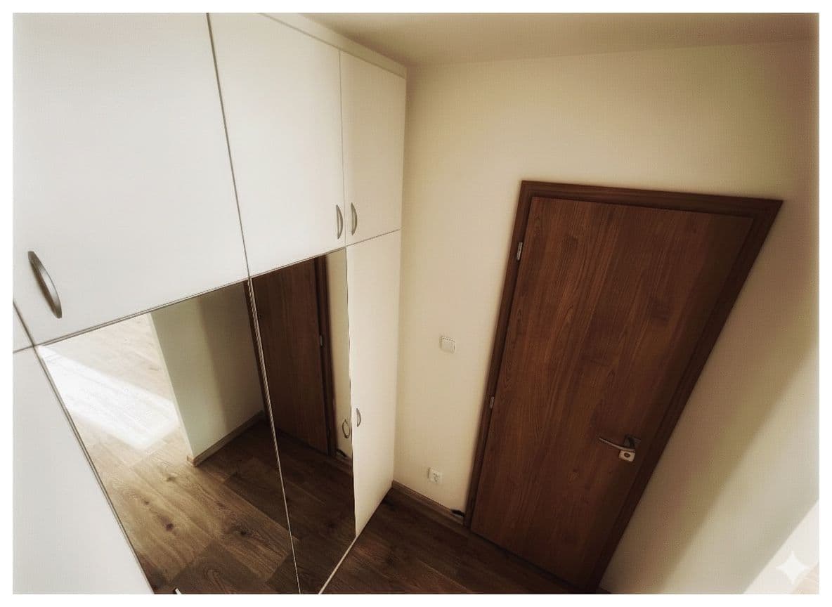 Prodej bytu 4+1 104 m², Smikova, Praha, Praha Prodej bytu 4+1 104 m², Smikova, Praha, Praha