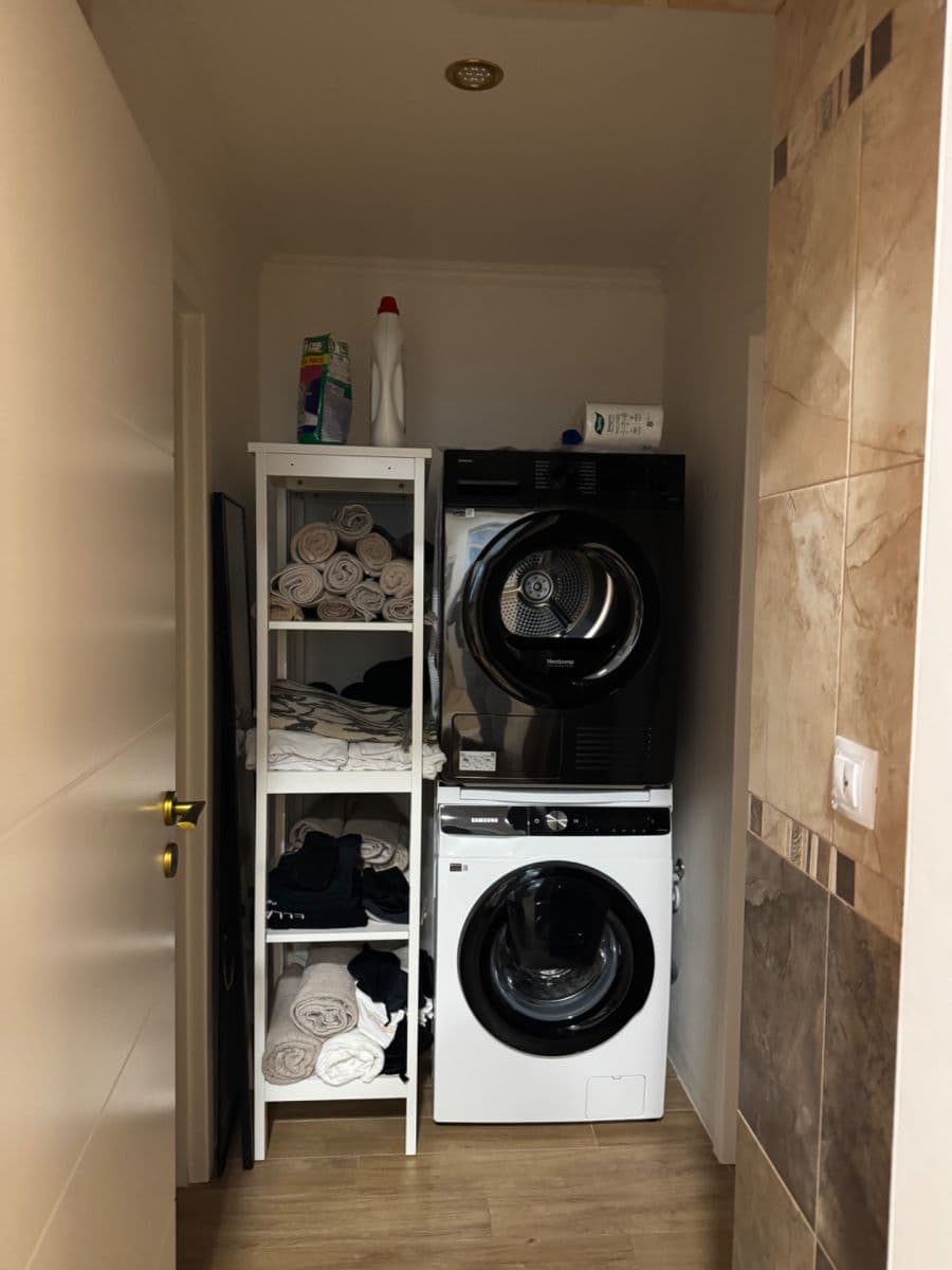 Pronájem nebytového prostoru 50 m², Zvonařova, Praha, Praha Pronájem nebytového prostoru 50 m², Zvonařova, Praha, Praha