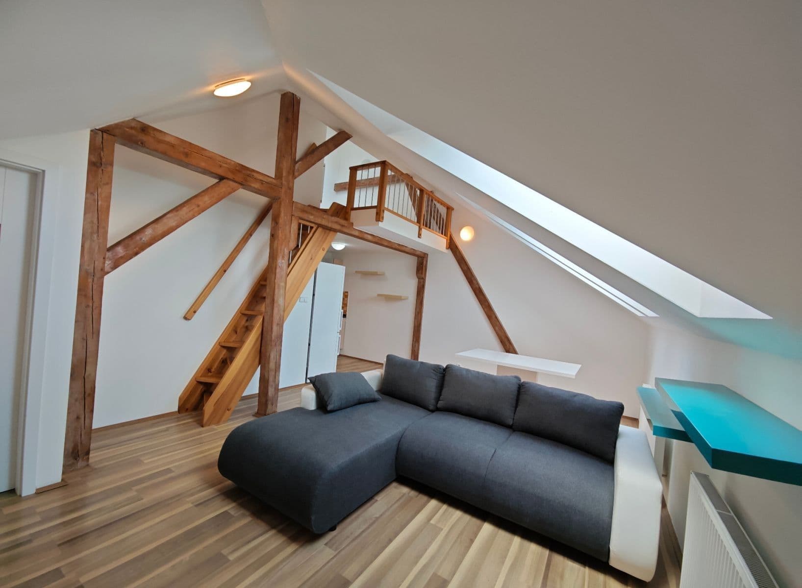 Pronájem bytu 2+kk 58 m², Spojovací, Praha, Praha Pronájem bytu 2+kk 58 m², Spojovací, Praha, Praha