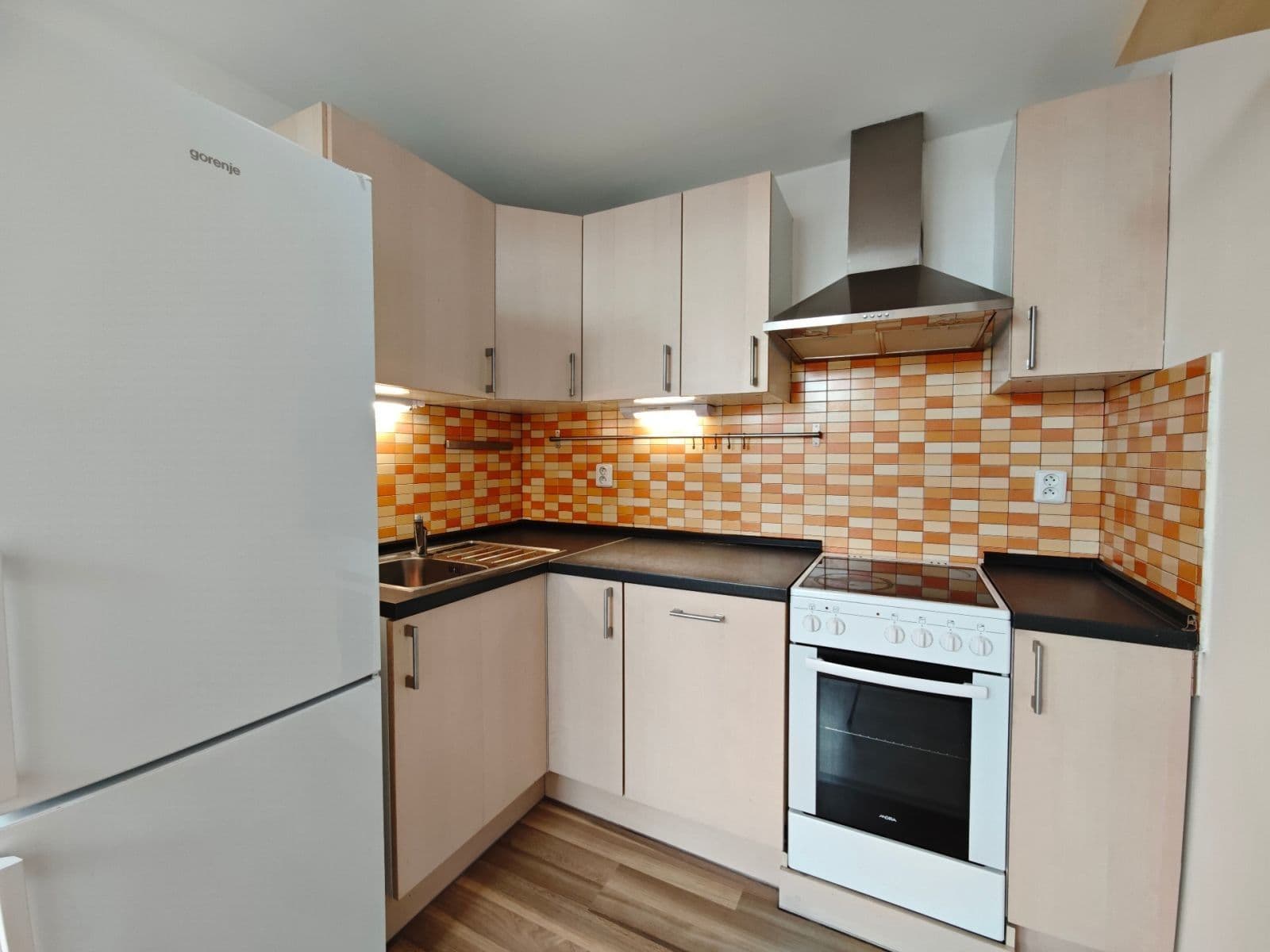 Pronájem bytu 2+kk 58 m², Spojovací, Praha, Praha Pronájem bytu 2+kk 58 m², Spojovací, Praha, Praha