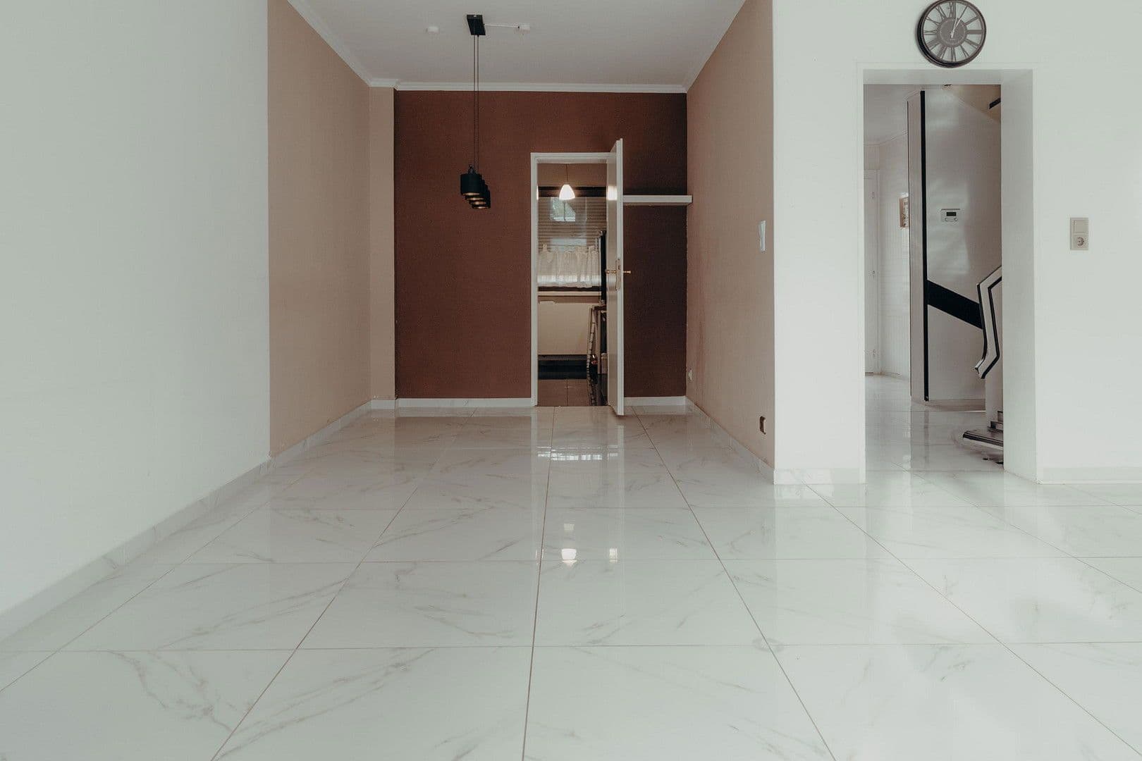 Prodej domu 99 m², pozemek 115 m², Stuhr, Dolní Sasko Prodej domu 99 m², pozemek 115 m², Stuhr, Dolní Sasko