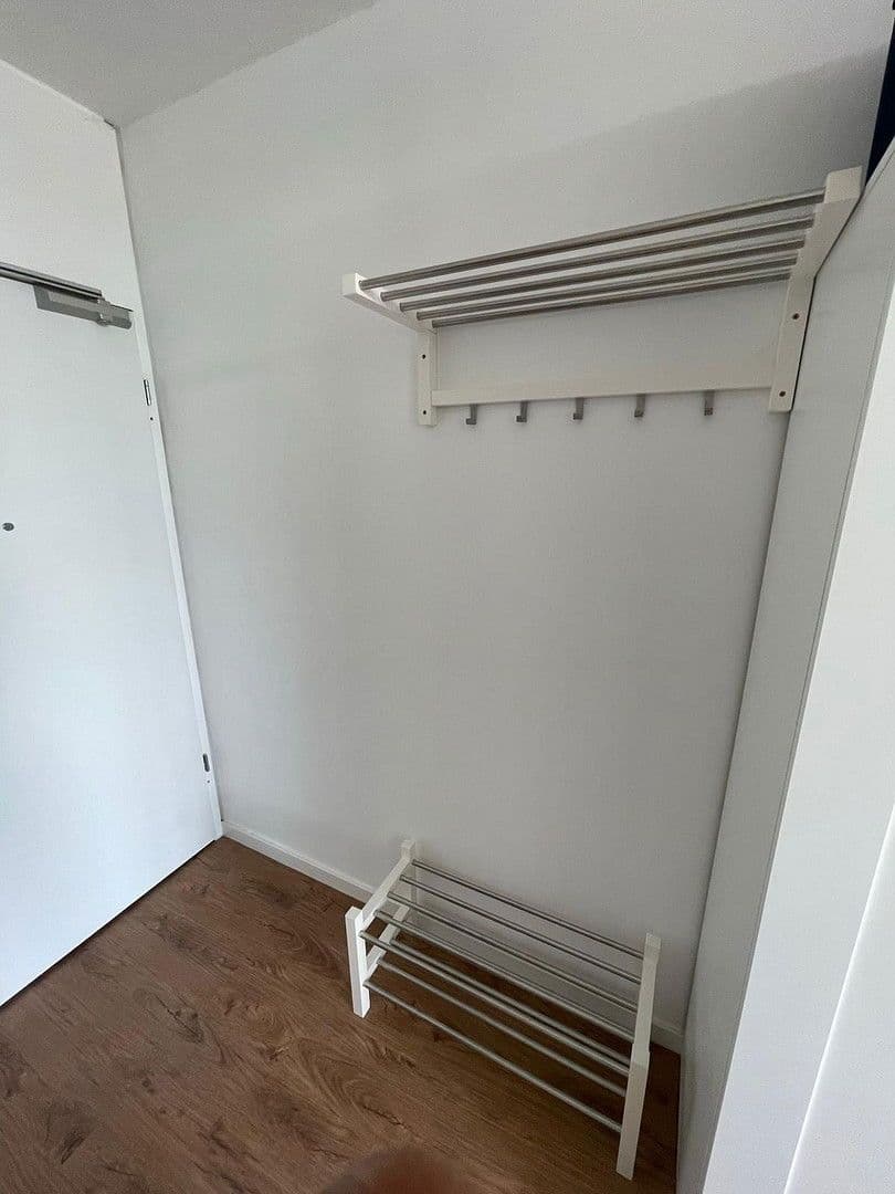 Pronájem bytu 1+1 28 m², Kreuzhofstraße 10, München, Bavorsko Pronájem bytu 1+1 28 m², Kreuzhofstraße 10, München, Bavorsko