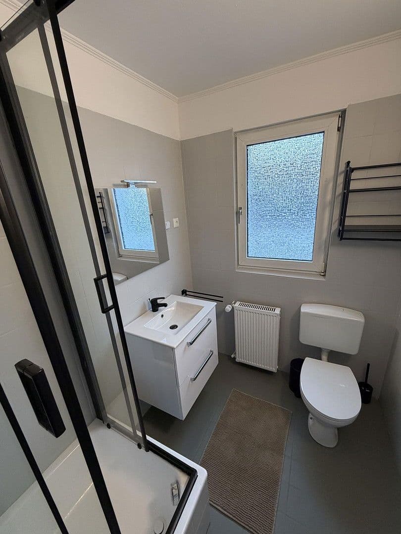 Pronájem bytu 4+1 12 m², Am Staudenwald 3, Kelsterbach, Hessen Pronájem bytu 4+1 12 m², Am Staudenwald 3, Kelsterbach, Hessen